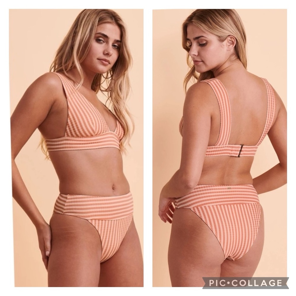 Rip Curl Premium Surf Deep V Bikini Top & High Waist Cheeky Bottom, SMALL
